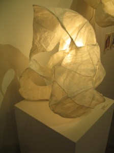 12_howes-whitney_sculpturallamp1